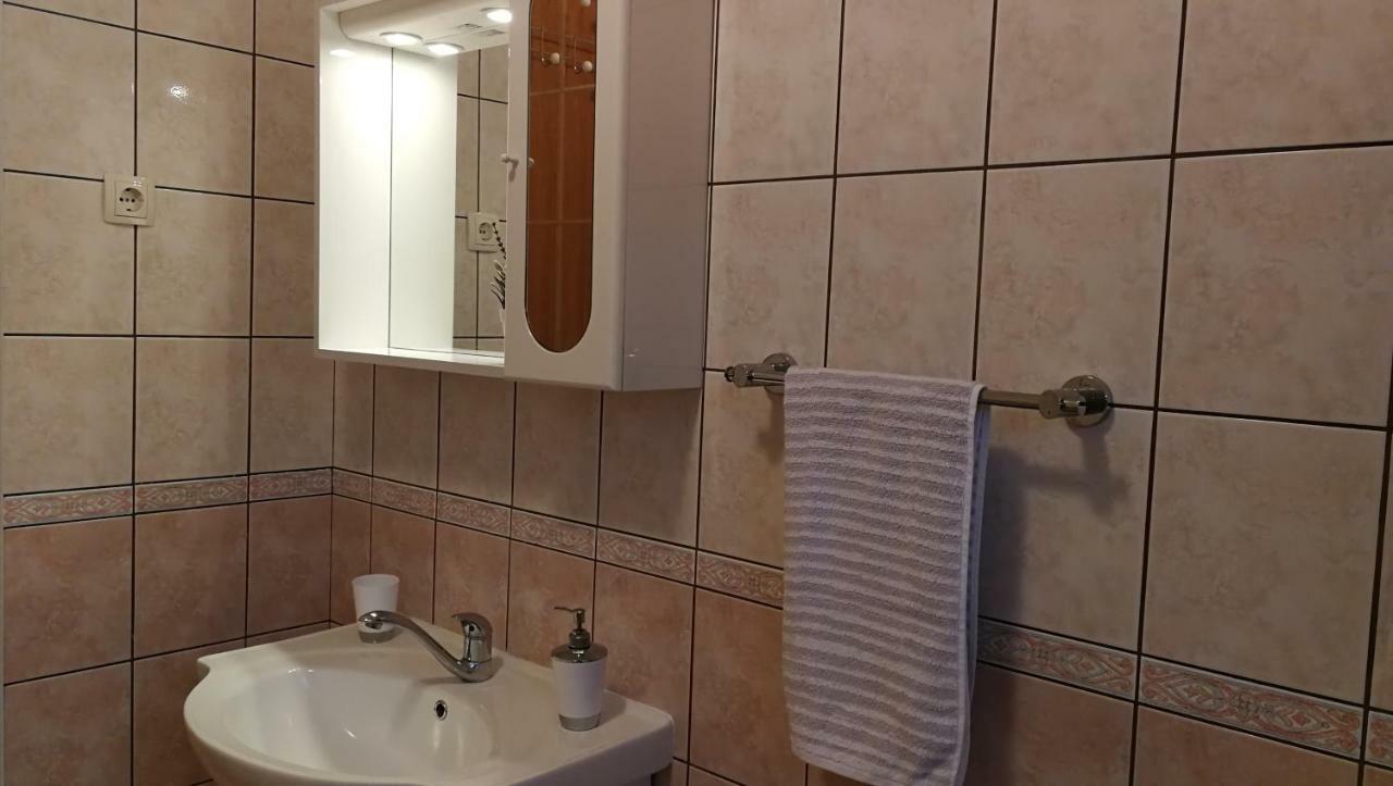 OtočacBarbara公寓 外观 照片